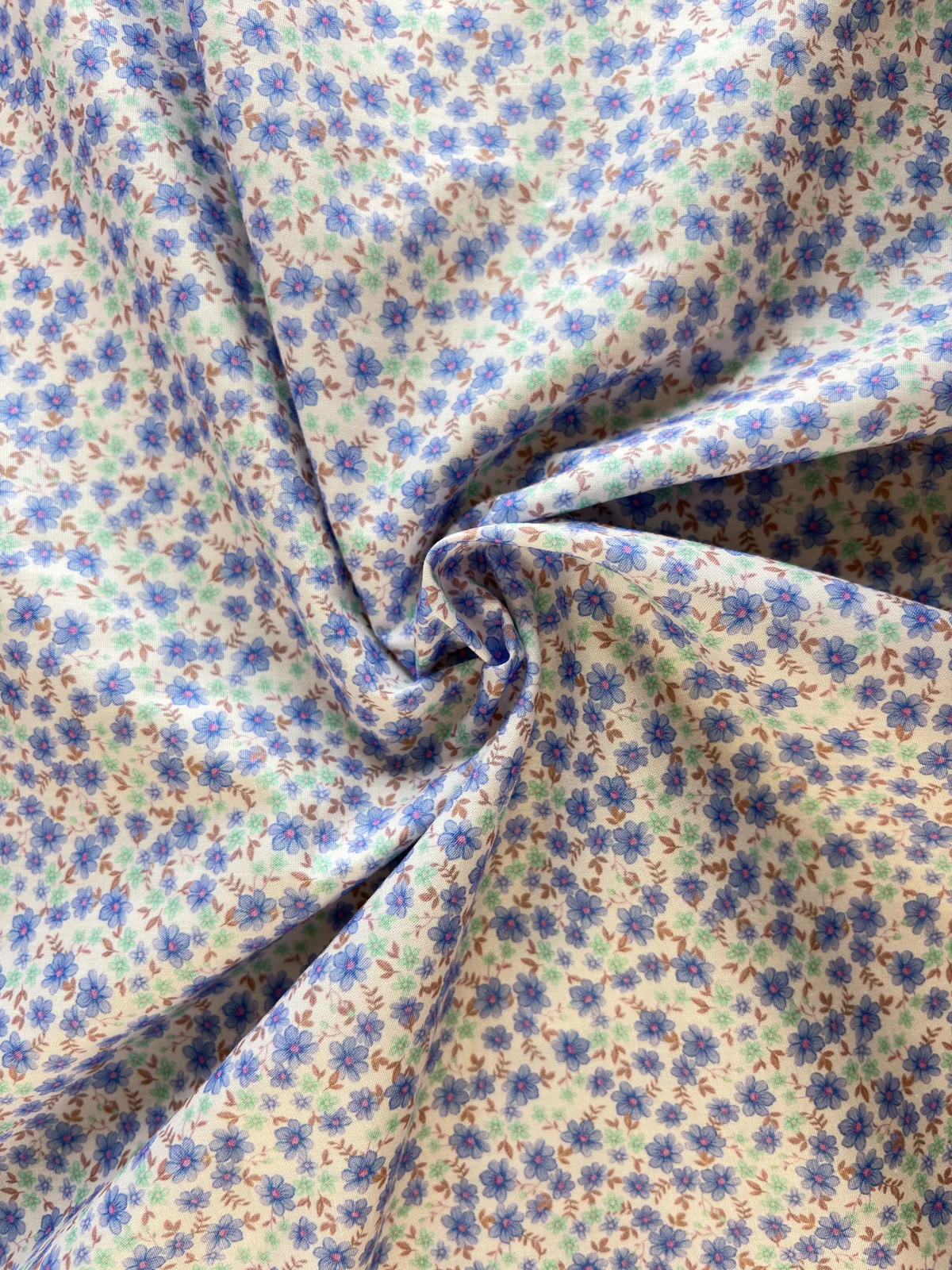Algodón estampado · margaritas azules - Imagen 2